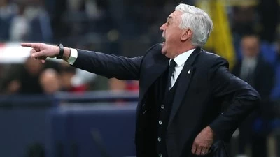 Kata-kata Pedas Ancelotti buat Pertahanan Real Madrid