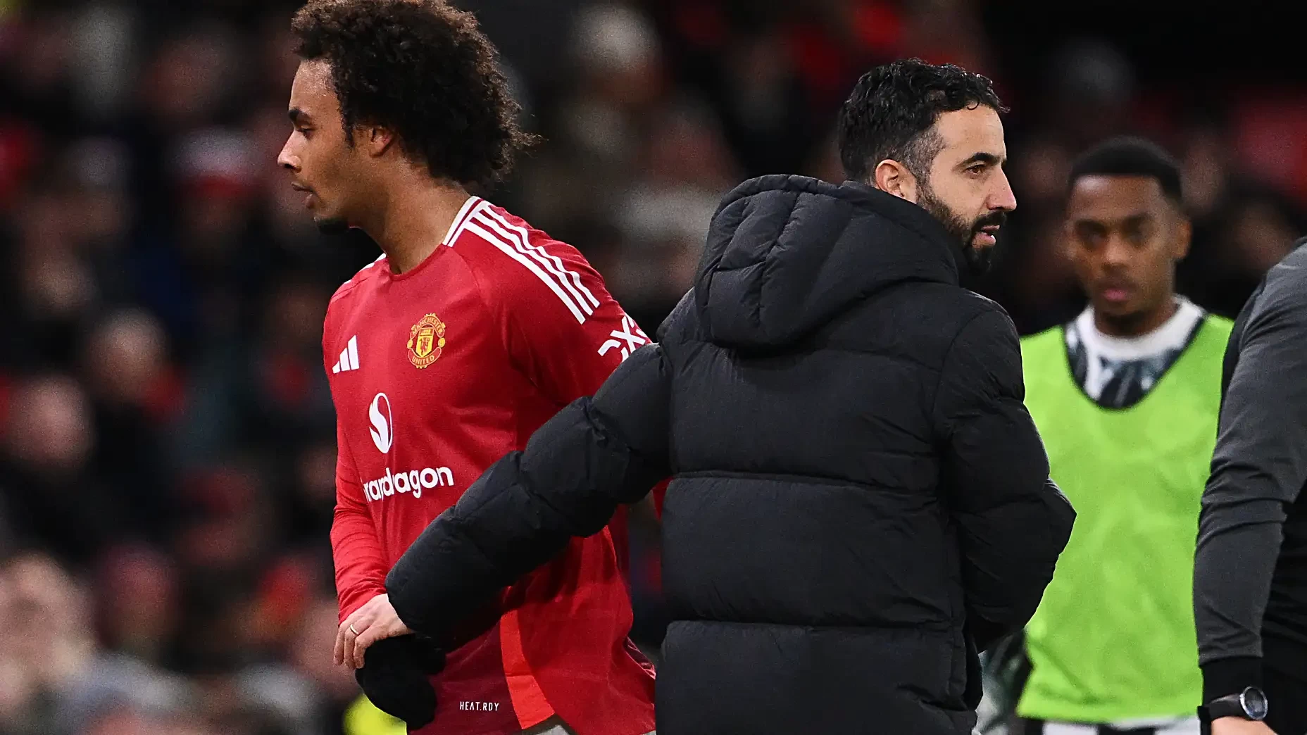 Amorim Minta Joshua Zirkzee Lebih Egois