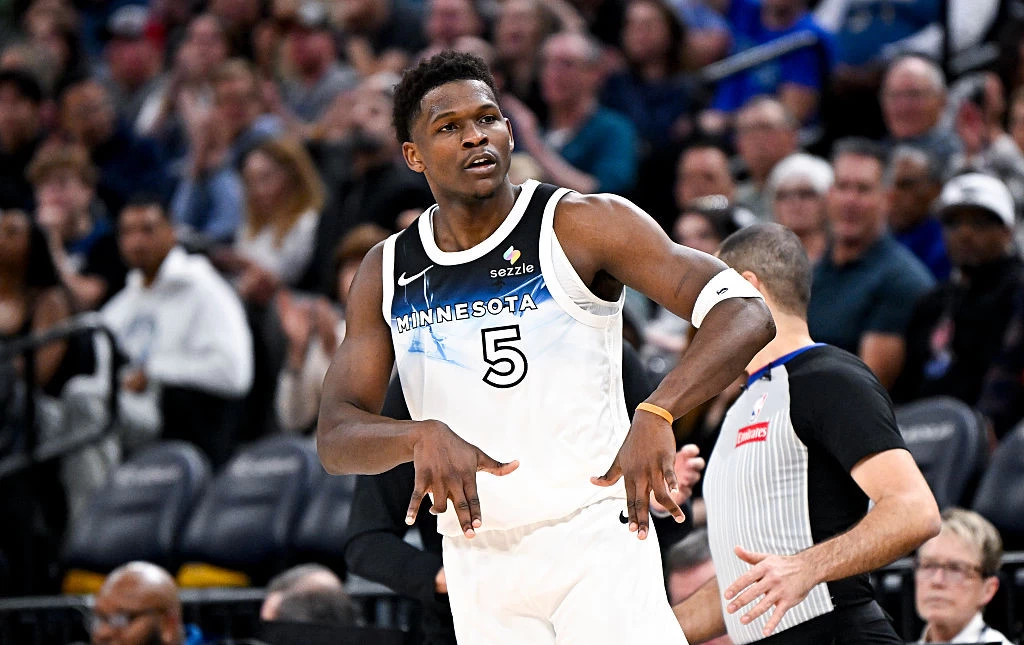 Dapat Technical Foul ke-18, Timberwolves Tanpa Anthony Edwards di Gim Terakhir
