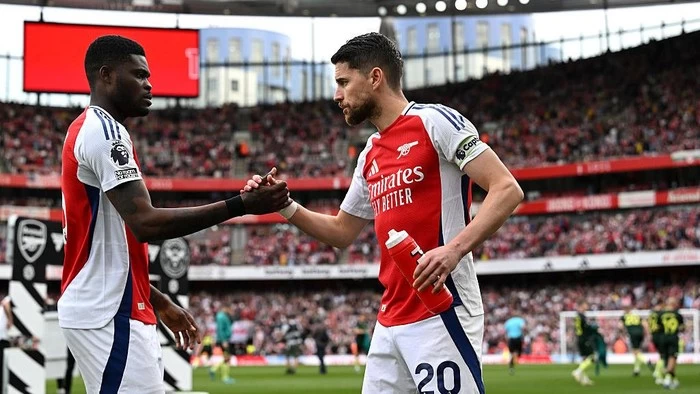 Partey dan Jorginho Tambah Daftar Cedera Arsenal