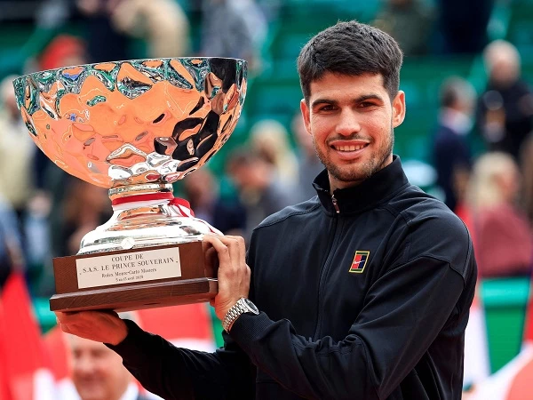 Carlos Alcaraz Terseok-Seok Demi Naik Podium Juara Di Monte Carlo